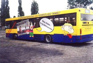 Fot.: Autobus promujący kartę elektroniczną.